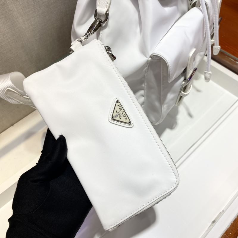 Pra*a backpacks